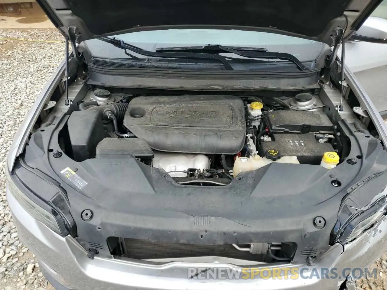 12 Photograph of a damaged car 1C4PJLCB9KD490556 JEEP GRAND CHER 2019