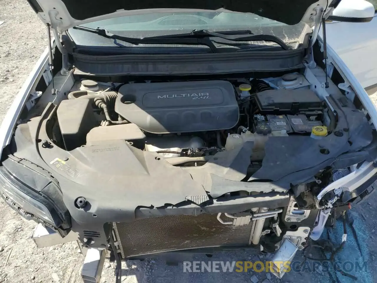 13 Photograph of a damaged car 1C4PJLCBXKD222275 JEEP GRAND CHER 2019