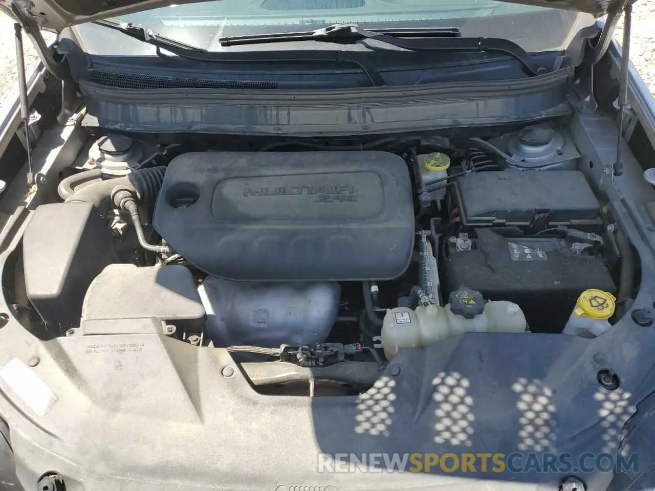 11 Photograph of a damaged car 1C4PJLCBXKD242252 JEEP GRAND CHER 2019