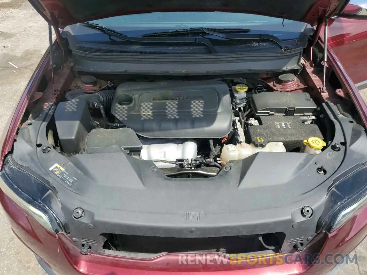 12 Photograph of a damaged car 1C4PJLCBXKD242672 JEEP GRAND CHER 2019