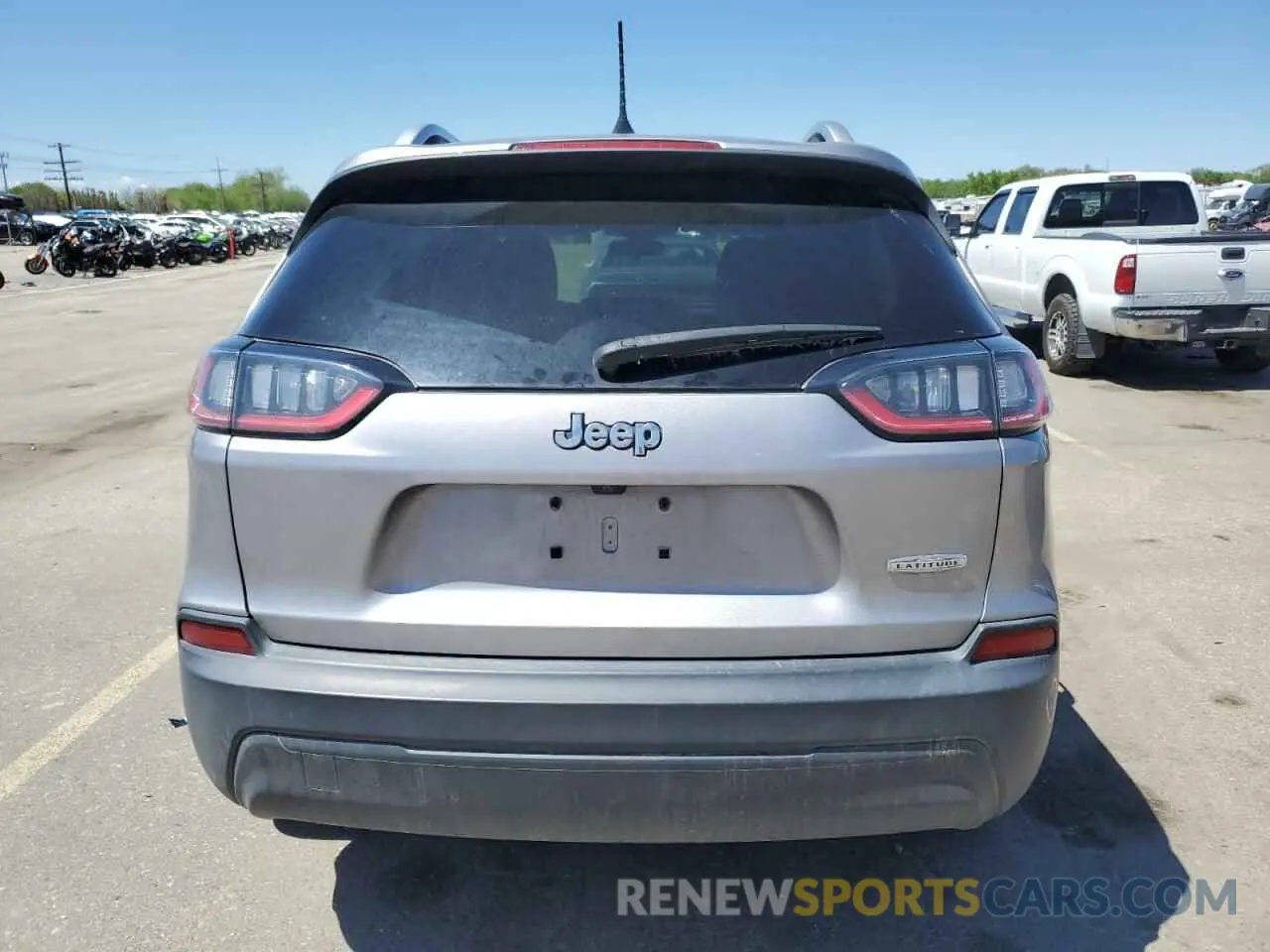 6 Photograph of a damaged car 1C4PJLCBXKD242803 JEEP GRAND CHER 2019