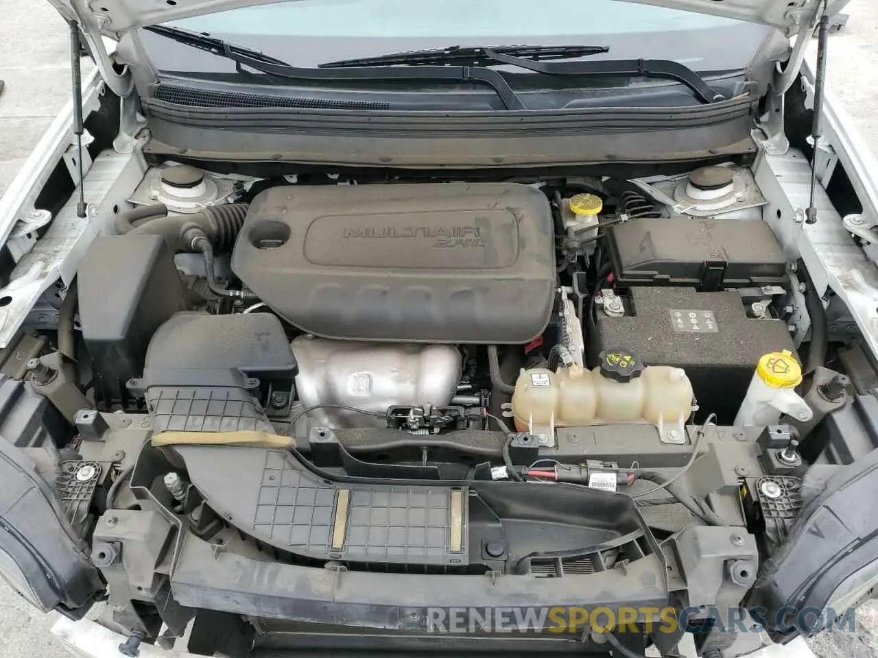 12 Photograph of a damaged car 1C4PJLCBXKD348507 JEEP GRAND CHER 2019