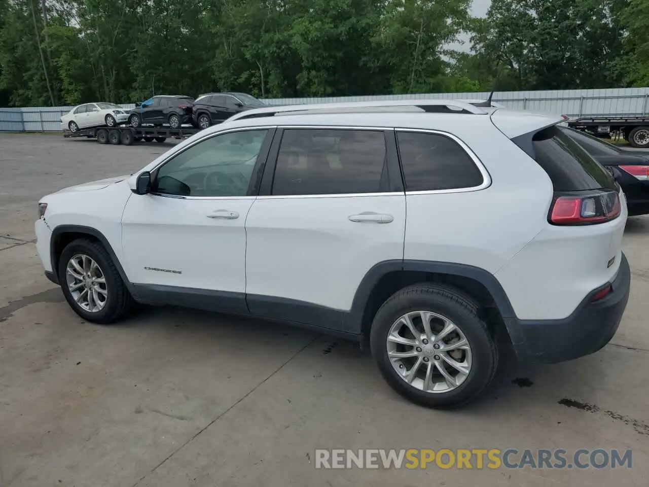 2 Photograph of a damaged car 1C4PJLCBXKD365999 JEEP GRAND CHER 2019