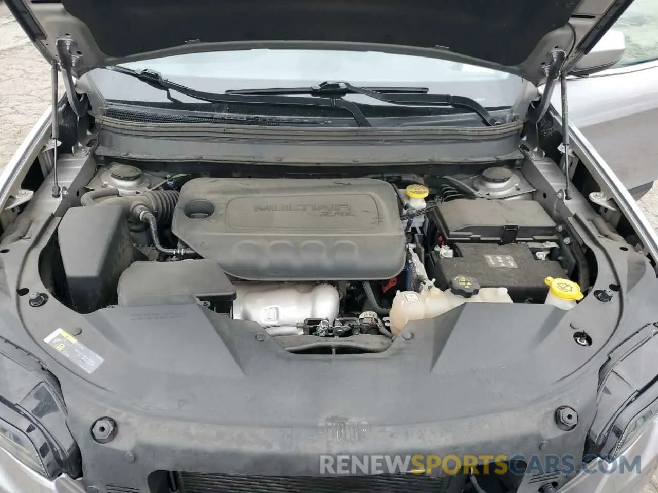 12 Photograph of a damaged car 1C4PJLCBXKD466542 JEEP GRAND CHER 2019