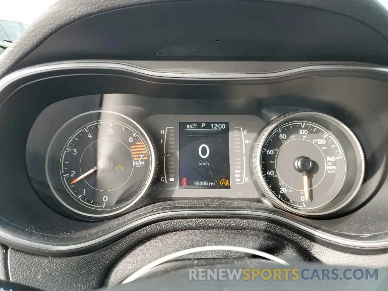 9 Photograph of a damaged car 1C4PJLCBXKD469893 JEEP GRAND CHER 2019