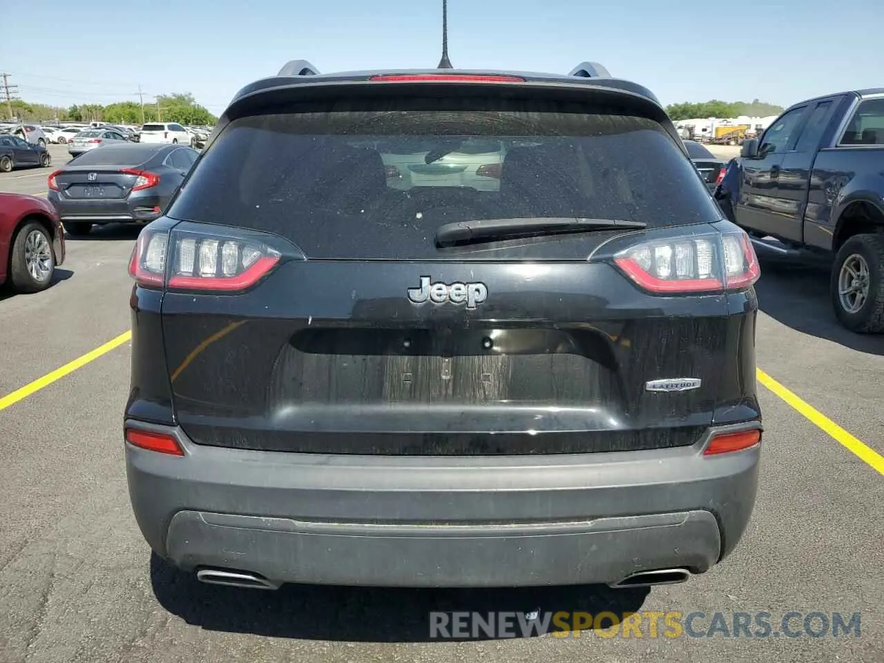 6 Photograph of a damaged car 1C4PJLCX0KD366879 JEEP GRAND CHER 2019