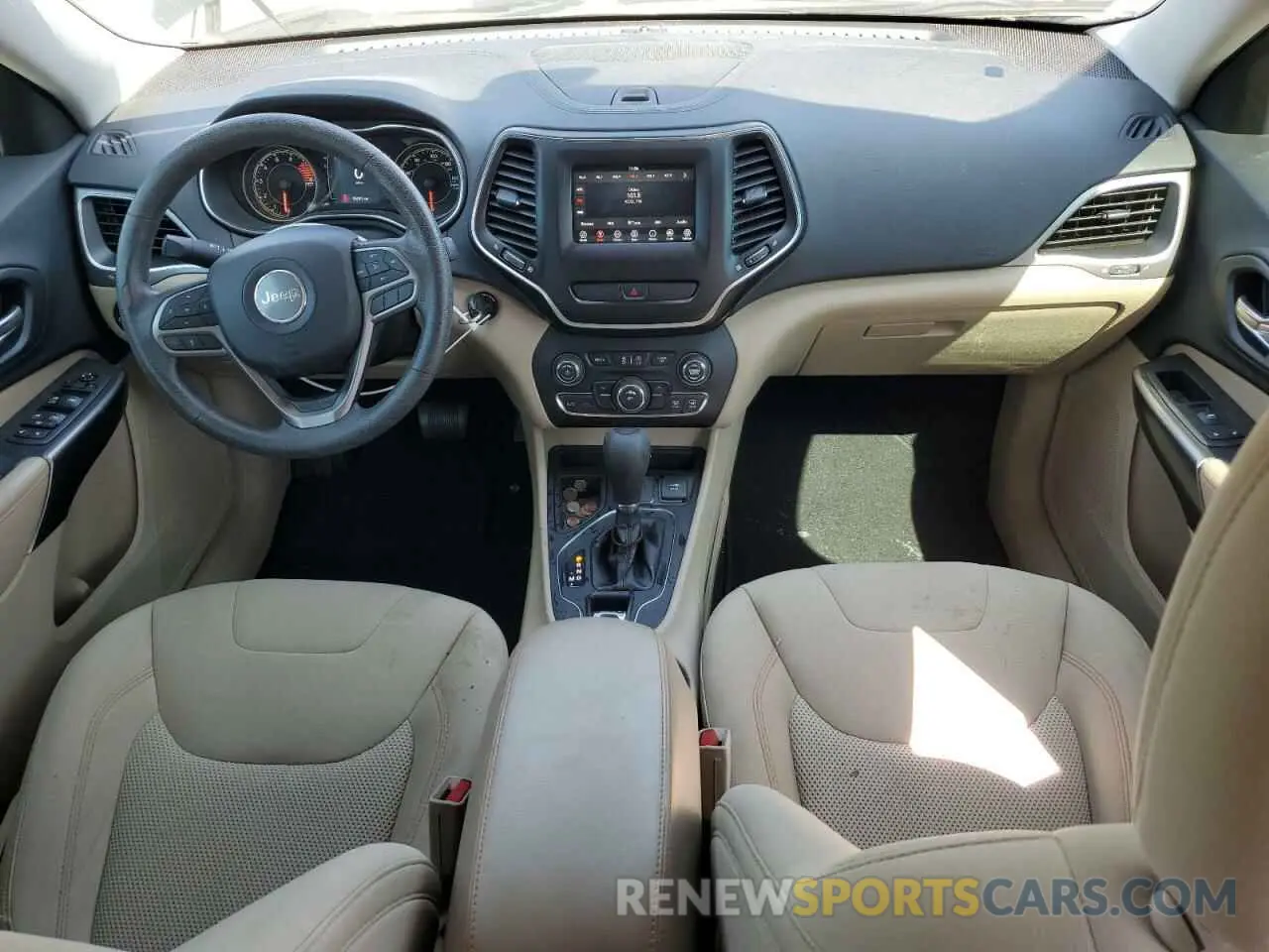 8 Photograph of a damaged car 1C4PJLCX0KD366879 JEEP GRAND CHER 2019