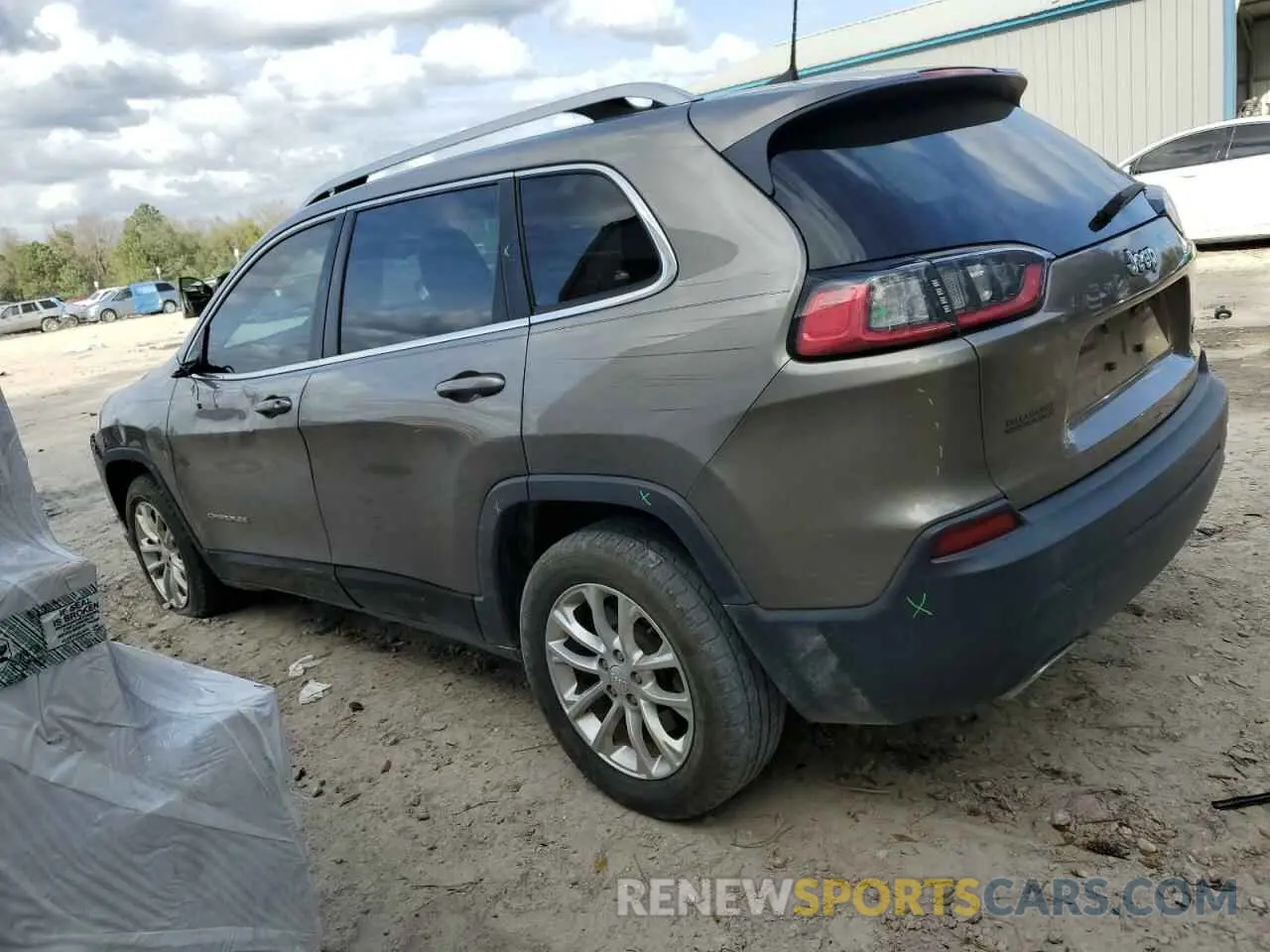 2 Photograph of a damaged car 1C4PJLCX2KD160835 JEEP GRAND CHER 2019