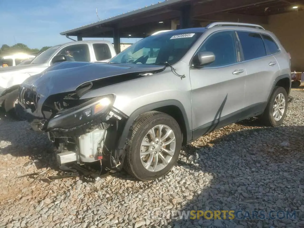 1 Photograph of a damaged car 1C4PJLCX4KD110812 JEEP GRAND CHER 2019