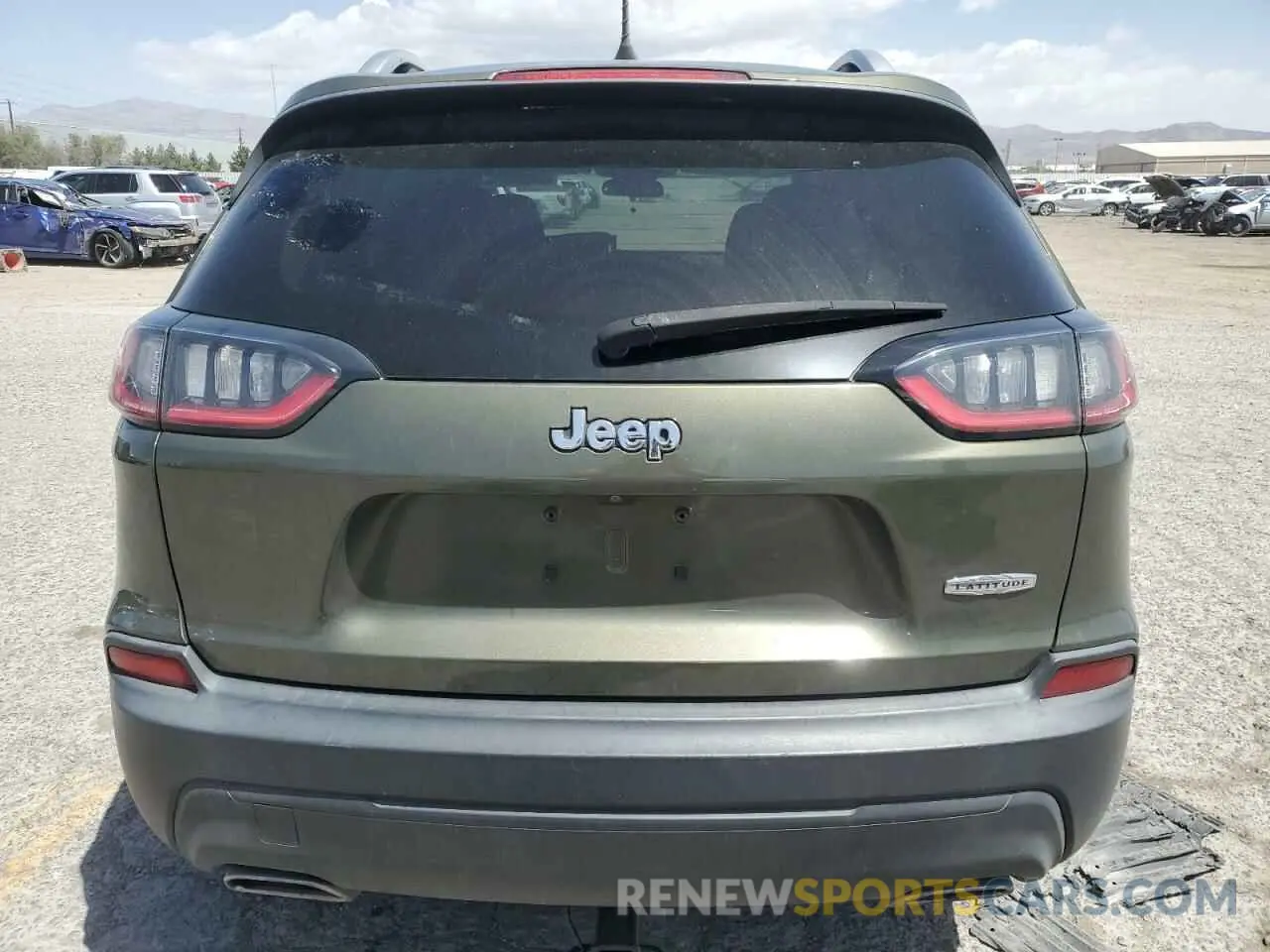 6 Photograph of a damaged car 1C4PJLCX7KD305416 JEEP GRAND CHER 2019