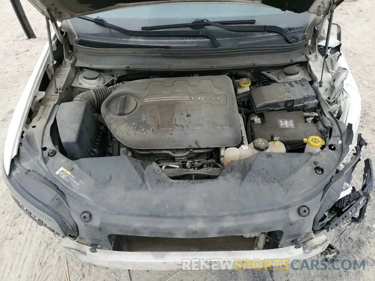 12 Photograph of a damaged car 1C4PJLCXXKD111205 JEEP GRAND CHER 2019