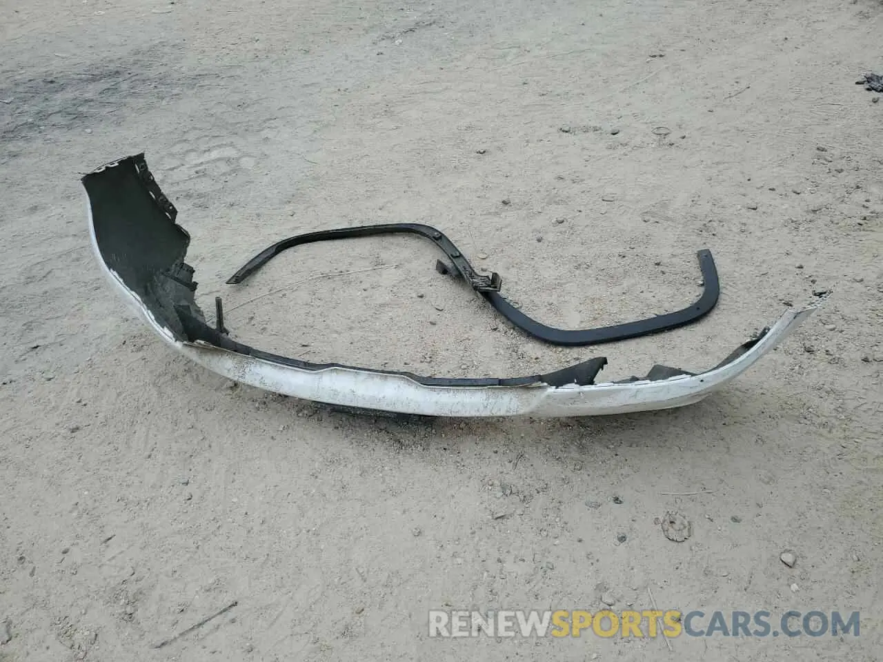 13 Photograph of a damaged car 1C4PJLCXXKD111205 JEEP GRAND CHER 2019