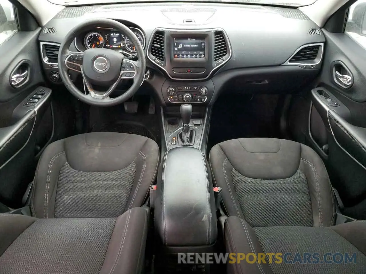 8 Photograph of a damaged car 1C4PJLCXXKD111205 JEEP GRAND CHER 2019
