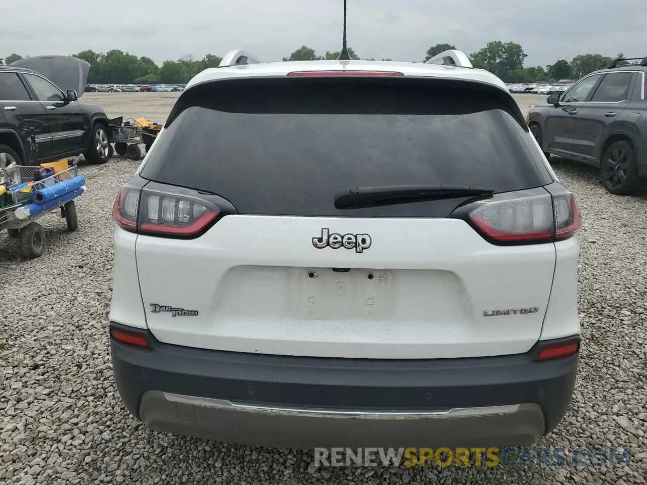 6 Photograph of a damaged car 1C4PJLDB0KD438585 JEEP GRAND CHER 2019