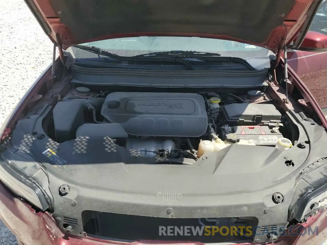 12 Photograph of a damaged car 1C4PJLDB1KD325504 JEEP GRAND CHER 2019