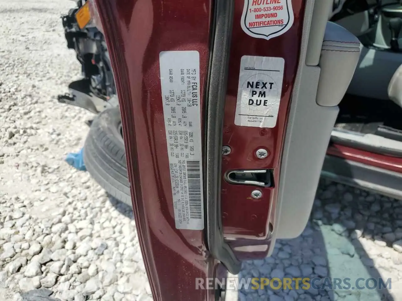 13 Photograph of a damaged car 1C4PJLDB1KD325504 JEEP GRAND CHER 2019