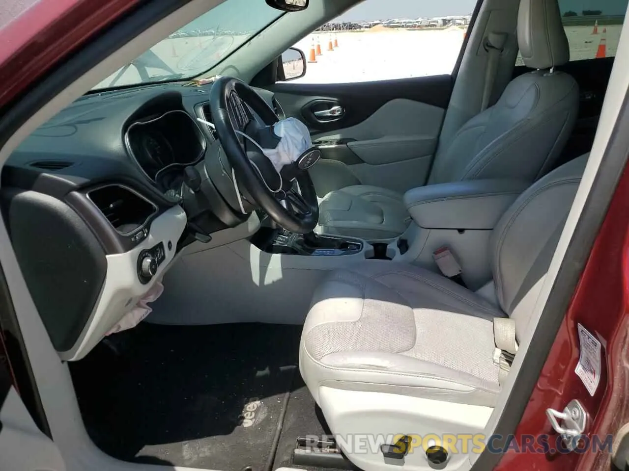 7 Photograph of a damaged car 1C4PJLDB1KD325504 JEEP GRAND CHER 2019
