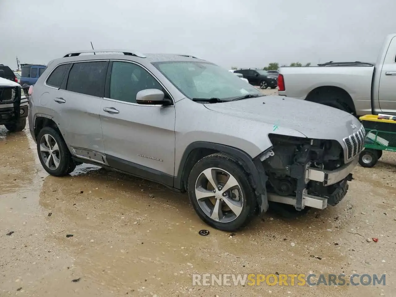 4 Photograph of a damaged car 1C4PJLDB1KD433864 JEEP GRAND CHER 2019
