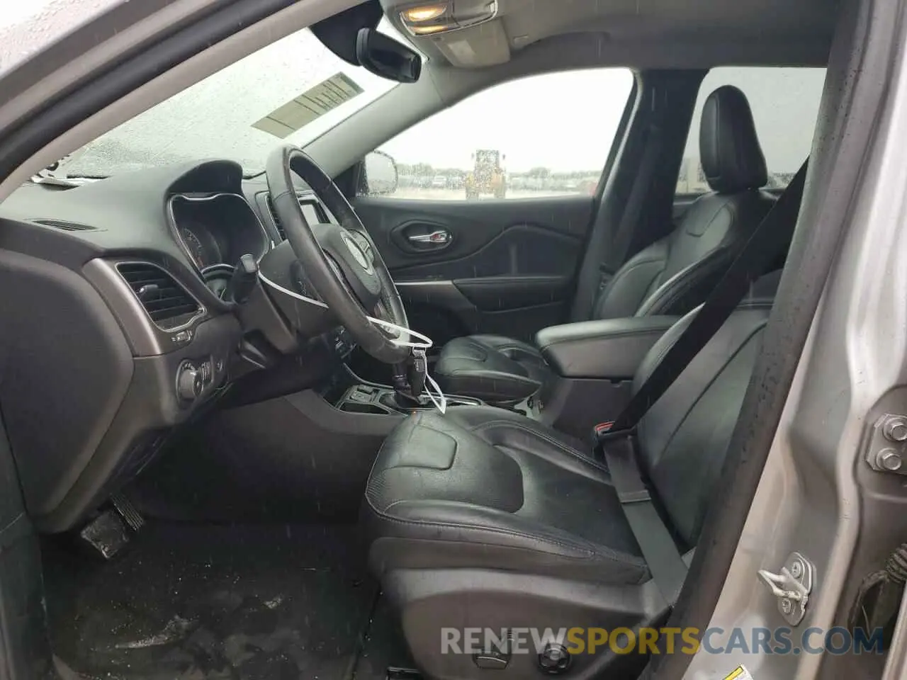 7 Photograph of a damaged car 1C4PJLDB1KD433864 JEEP GRAND CHER 2019