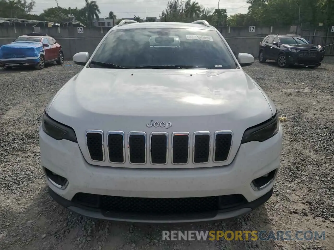 5 Photograph of a damaged car 1C4PJLDB2KD243426 JEEP GRAND CHER 2019