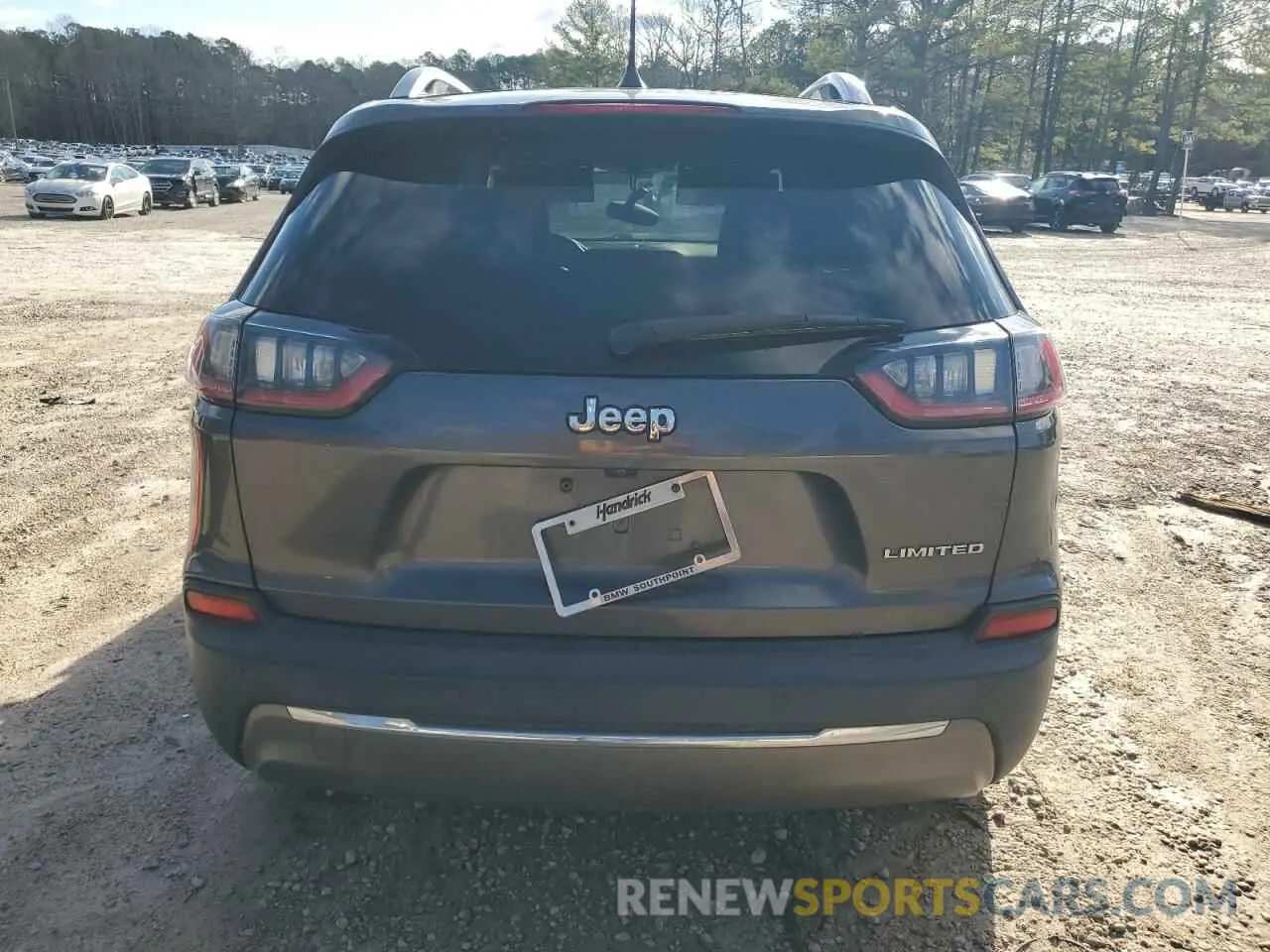 6 Photograph of a damaged car 1C4PJLDB2KD326516 JEEP GRAND CHER 2019