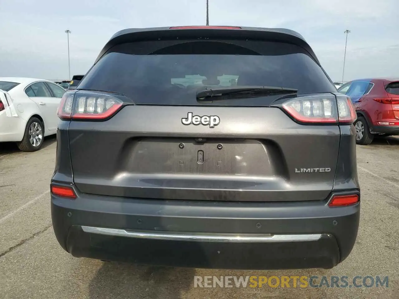 6 Photograph of a damaged car 1C4PJLDB2KD434103 JEEP GRAND CHER 2019
