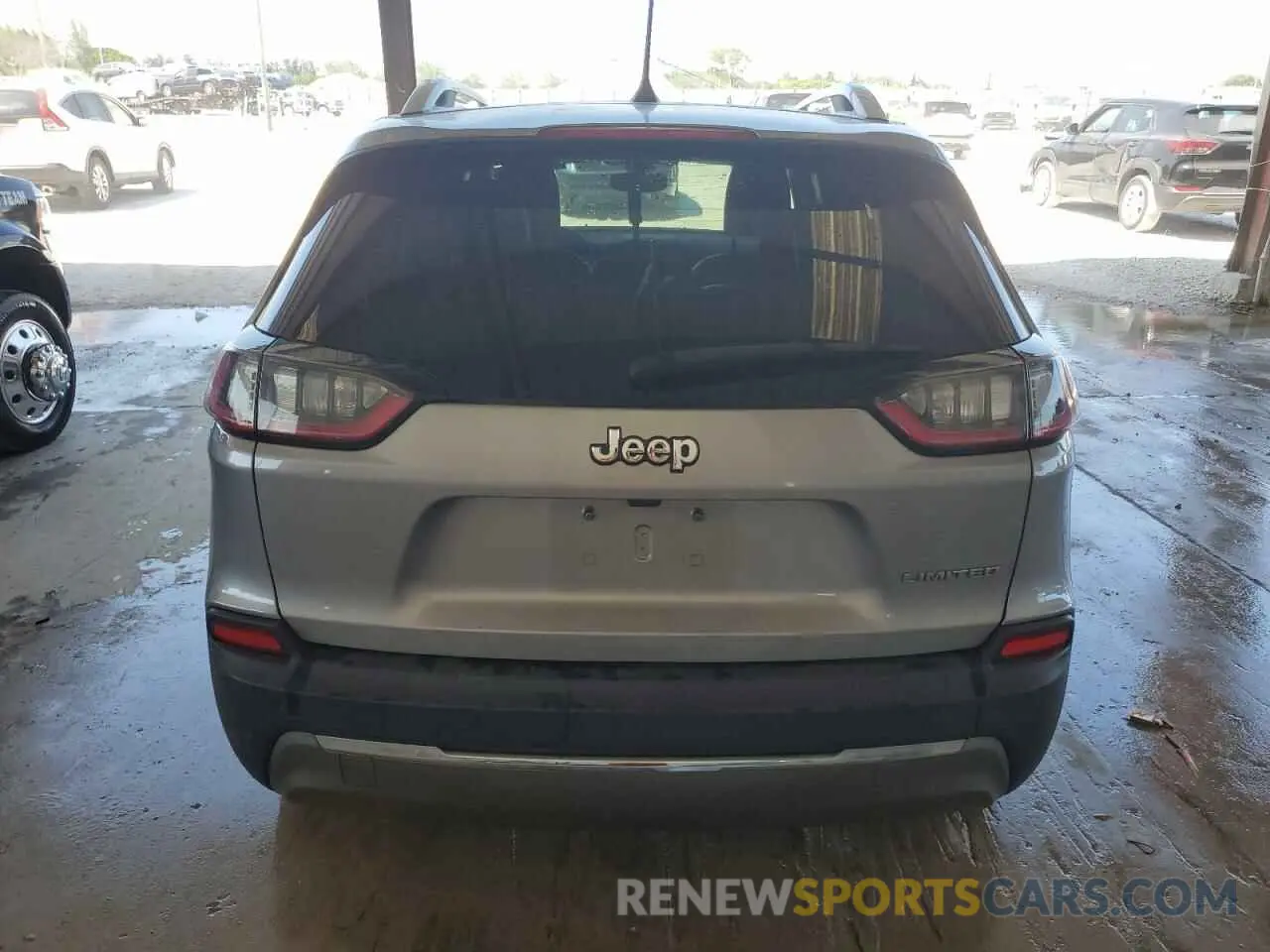 6 Photograph of a damaged car 1C4PJLDB3KD377412 JEEP GRAND CHER 2019