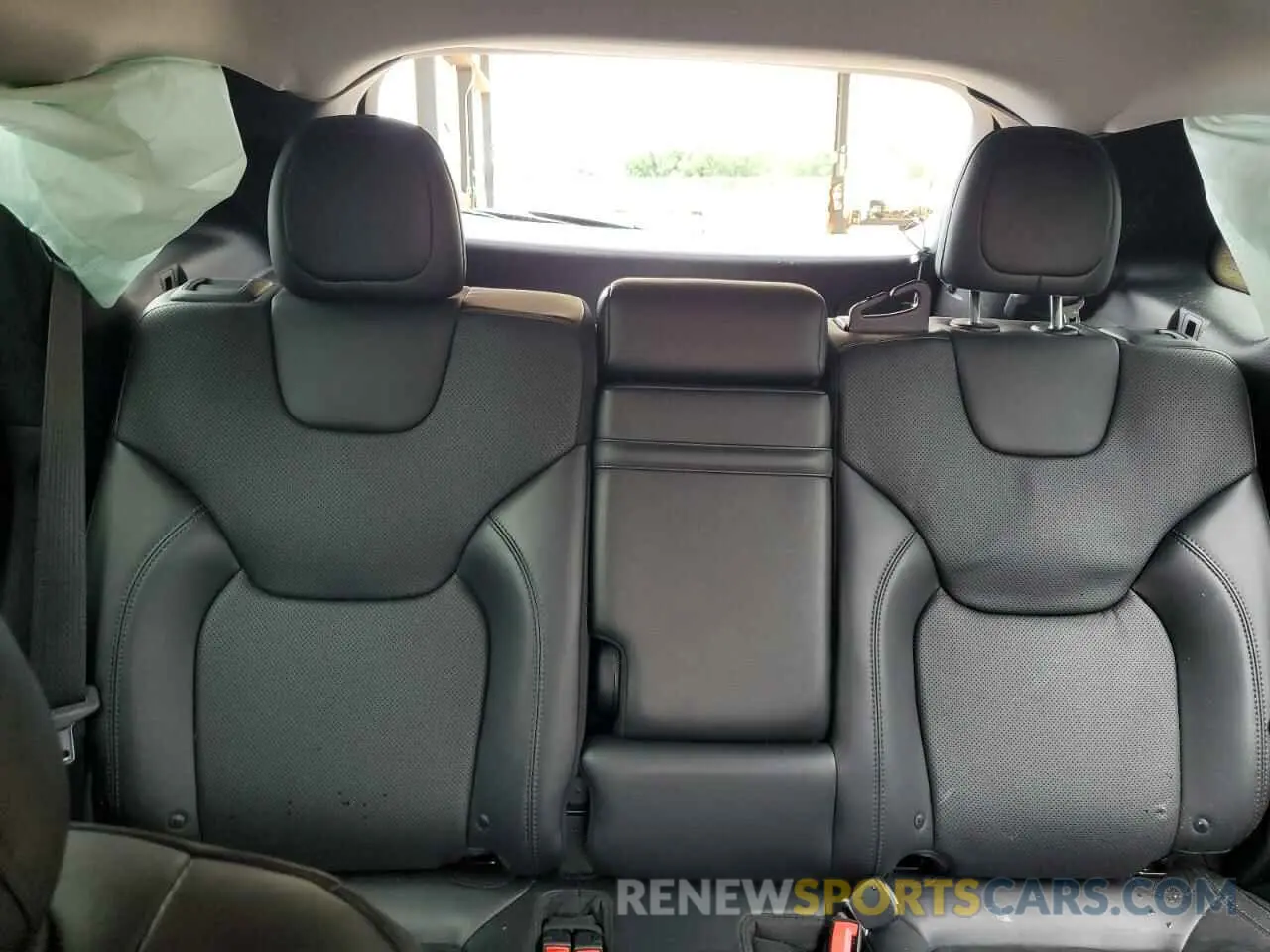 10 Photograph of a damaged car 1C4PJLDB3KD381282 JEEP GRAND CHER 2019