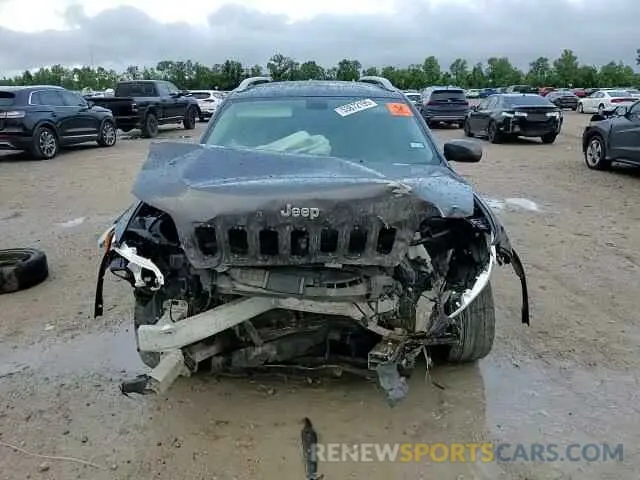 14 Photograph of a damaged car 1C4PJLDB4KD154098 JEEP GRAND CHER 2019