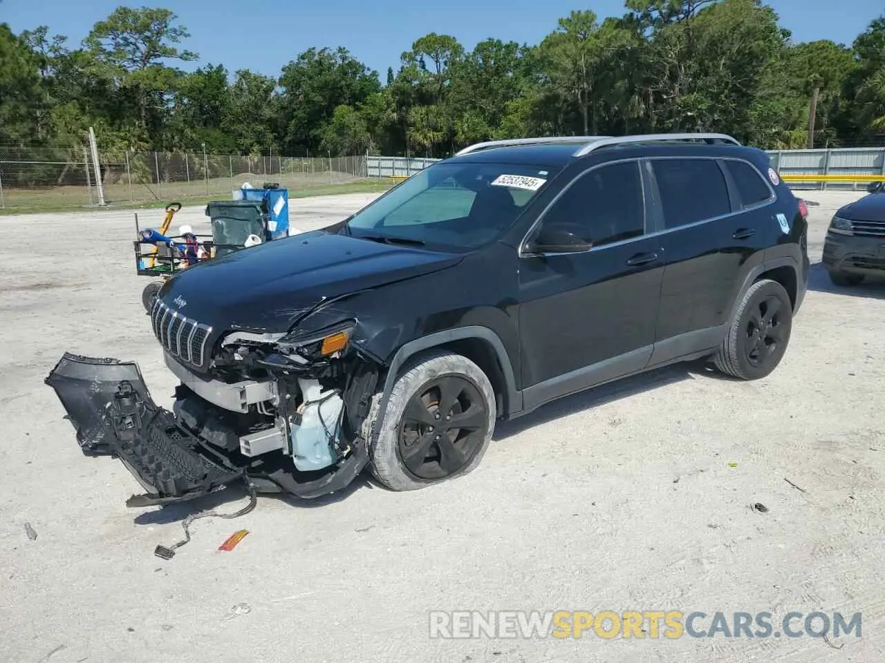 1 Photograph of a damaged car 1C4PJLDB4KD377418 JEEP GRAND CHER 2019