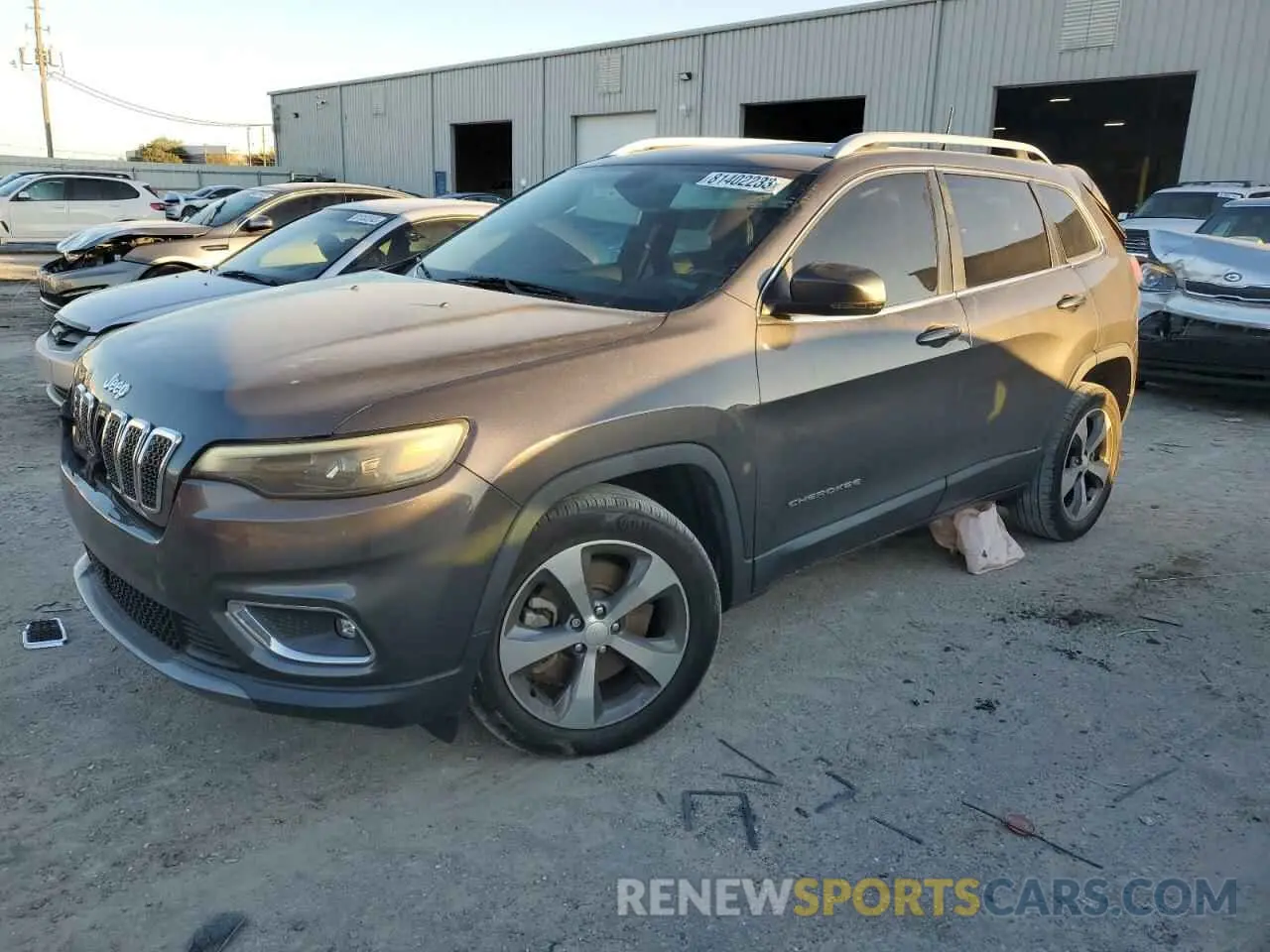 1 Photograph of a damaged car 1C4PJLDB5KD444186 JEEP GRAND CHER 2019