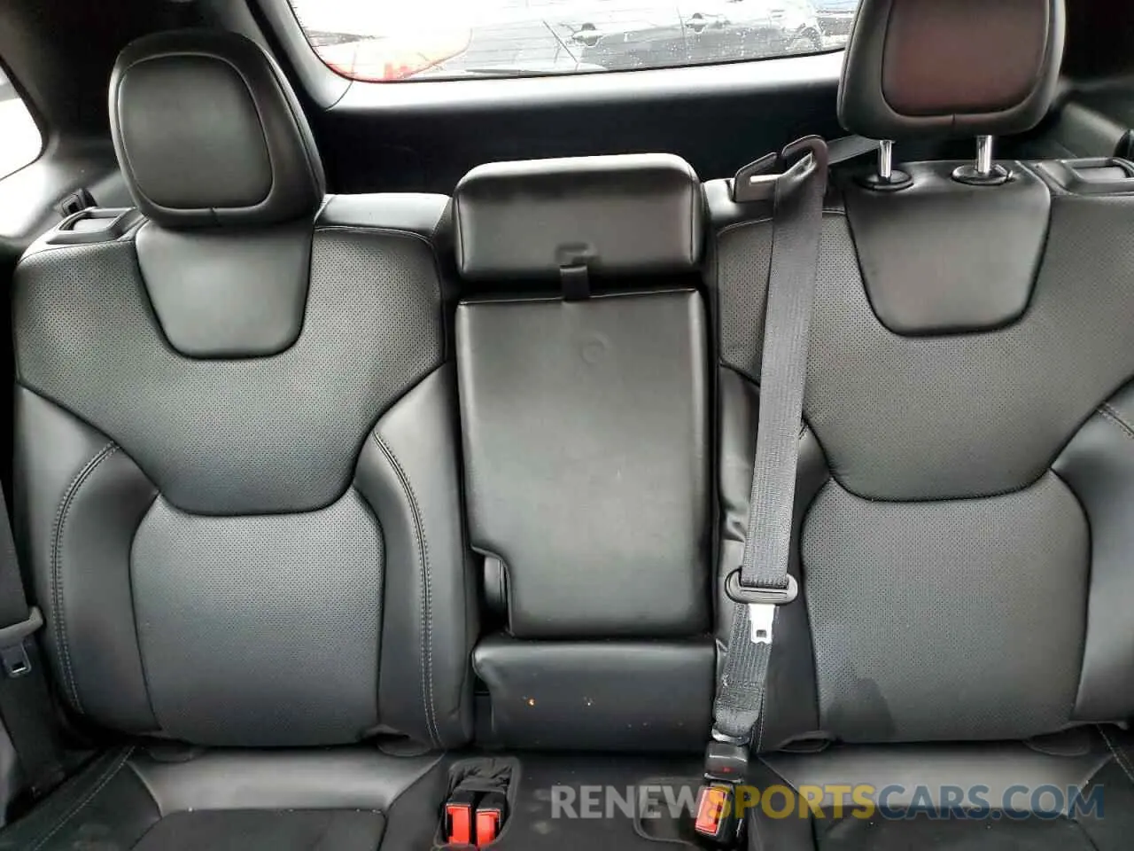 10 Photograph of a damaged car 1C4PJLDB5KD479374 JEEP GRAND CHER 2019