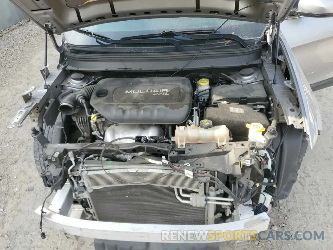 11 Photograph of a damaged car 1C4PJLDB9KD185010 JEEP GRAND CHER 2019