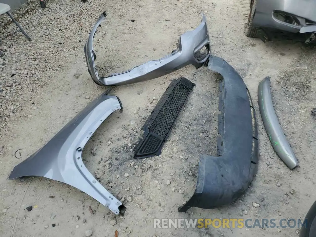 12 Photograph of a damaged car 1C4PJLDB9KD185010 JEEP GRAND CHER 2019