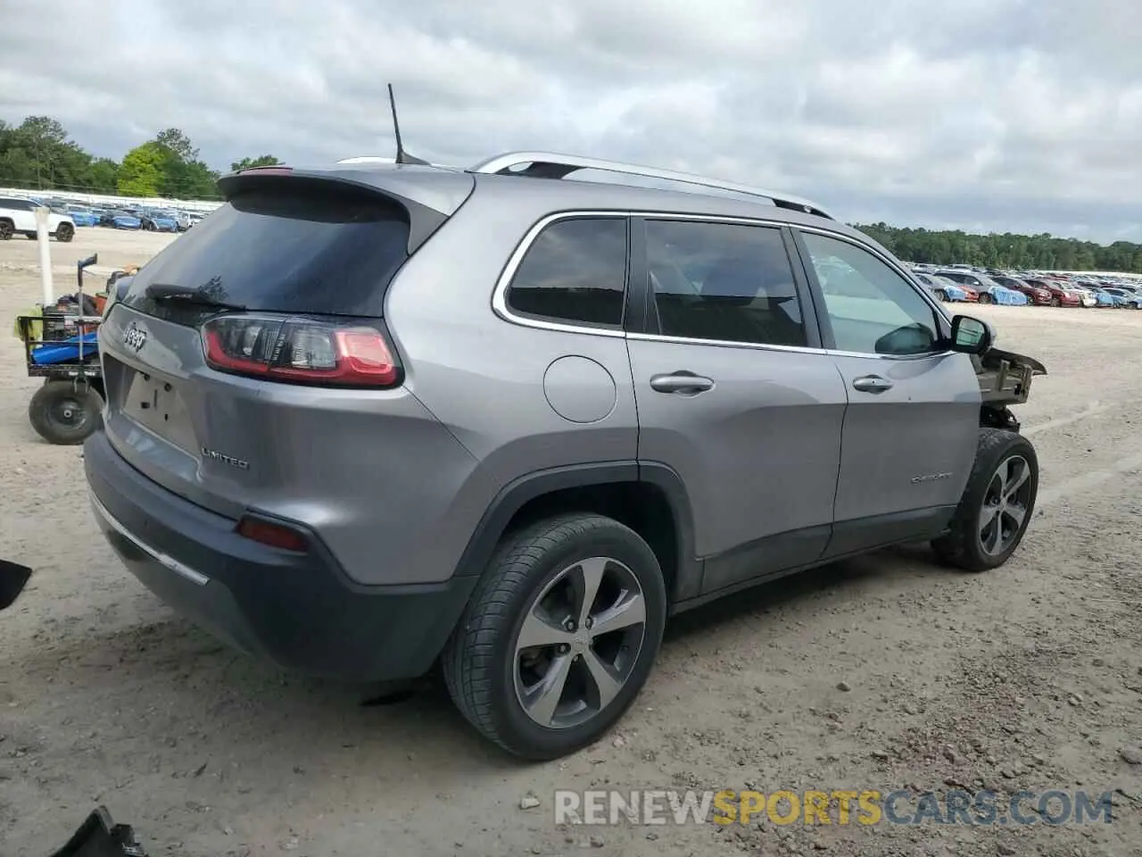3 Photograph of a damaged car 1C4PJLDB9KD185010 JEEP GRAND CHER 2019