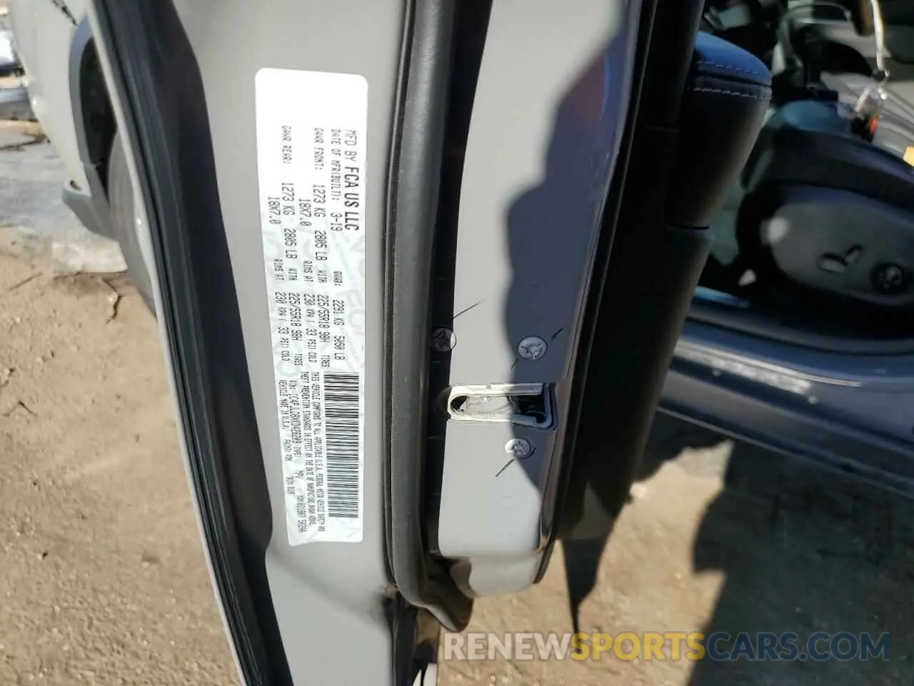 13 Photograph of a damaged car 1C4PJLDBXKD428209 JEEP GRAND CHER 2019