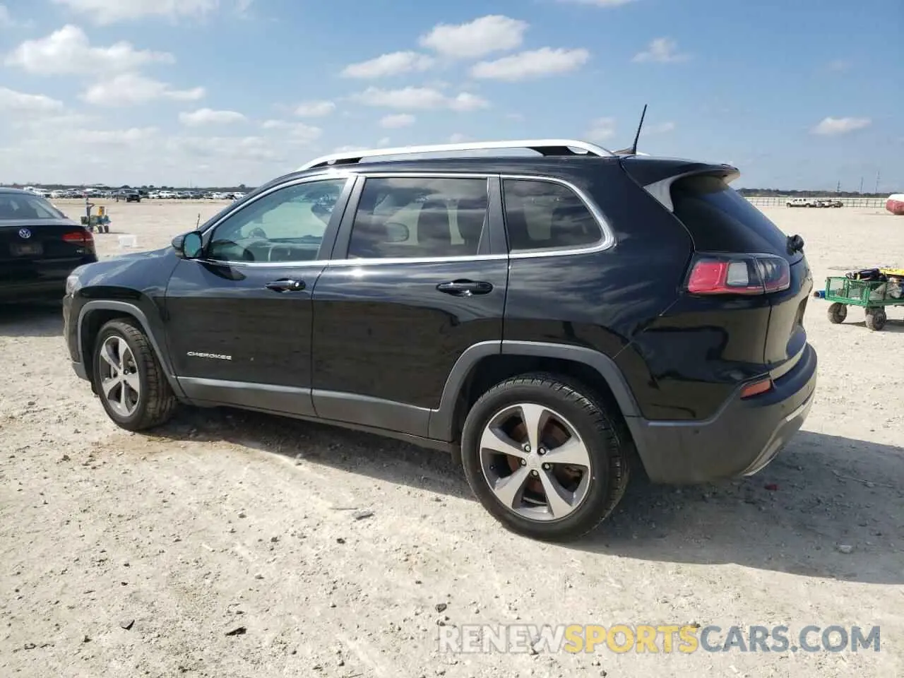 2 Photograph of a damaged car 1C4PJLDX0KD144244 JEEP GRAND CHER 2019