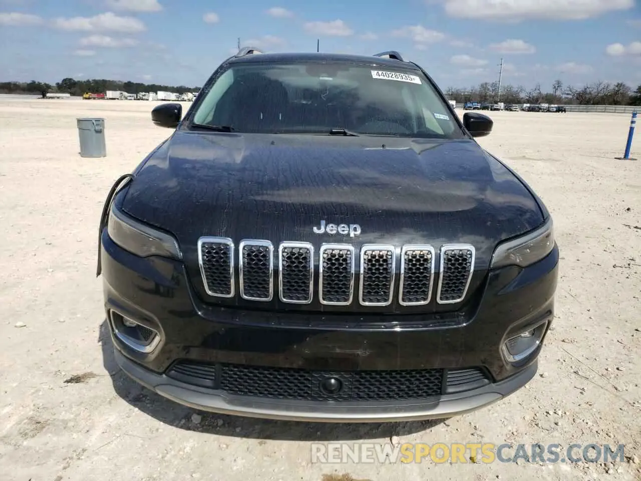 5 Photograph of a damaged car 1C4PJLDX0KD144244 JEEP GRAND CHER 2019