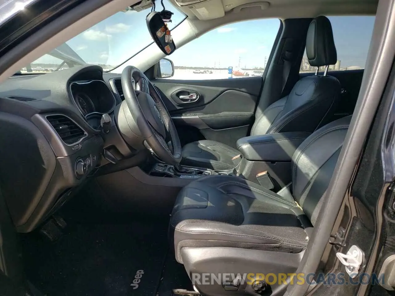 7 Photograph of a damaged car 1C4PJLDX0KD144244 JEEP GRAND CHER 2019