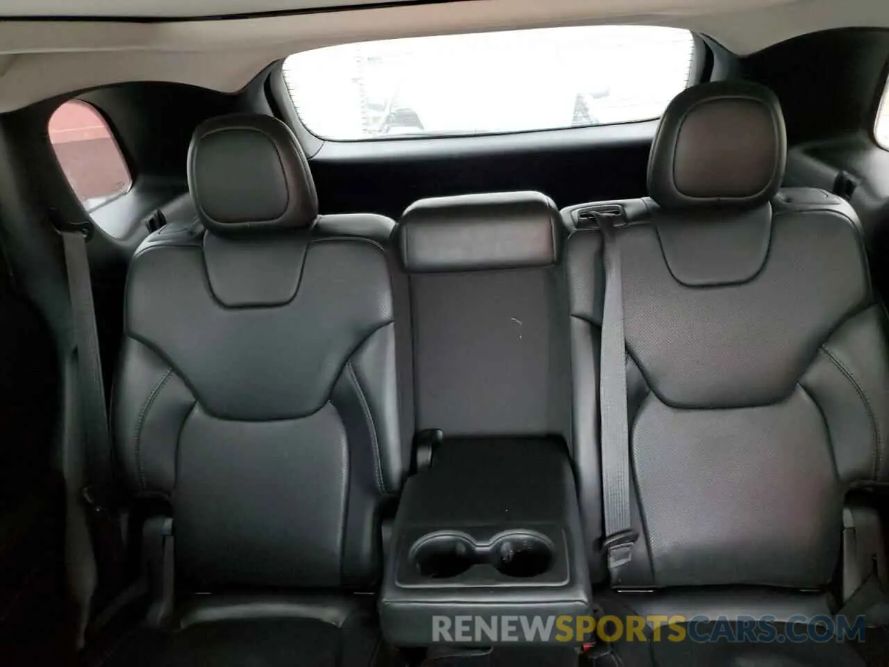 10 Photograph of a damaged car 1C4PJLDX2KD263106 JEEP GRAND CHER 2019