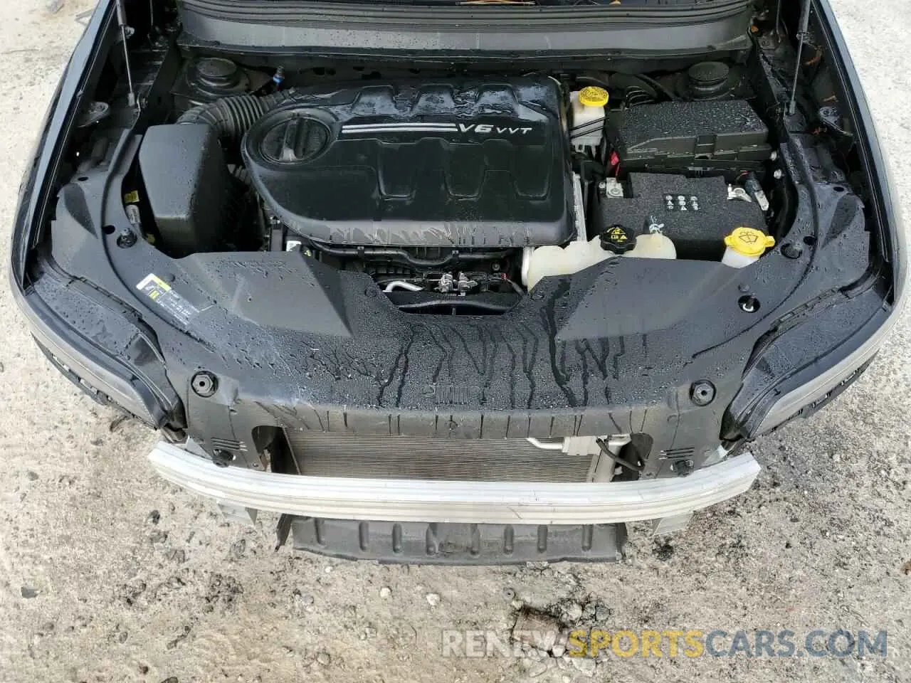 12 Photograph of a damaged car 1C4PJLDX8KD377501 JEEP GRAND CHER 2019