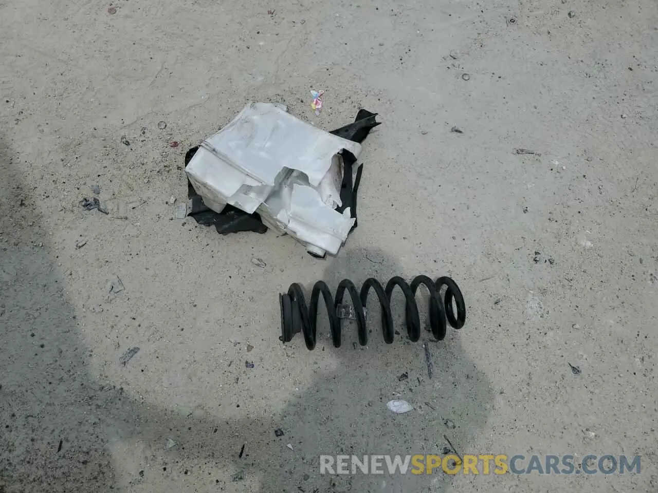 13 Photograph of a damaged car 1C4PJLDX9KD470978 JEEP GRAND CHER 2019