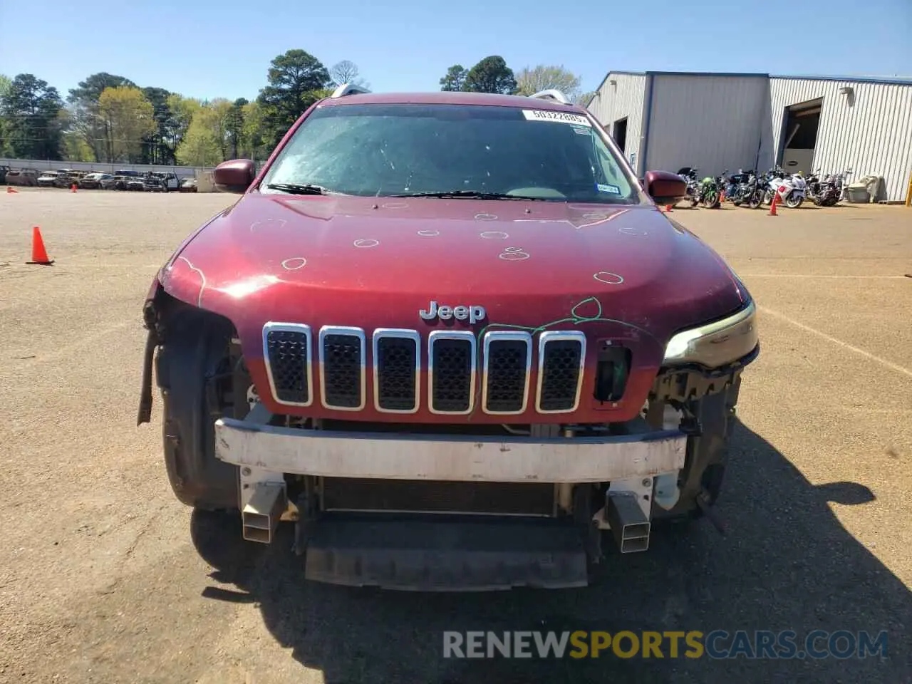 5 Photograph of a damaged car 1C4PJLLB0KD128647 JEEP GRAND CHER 2019