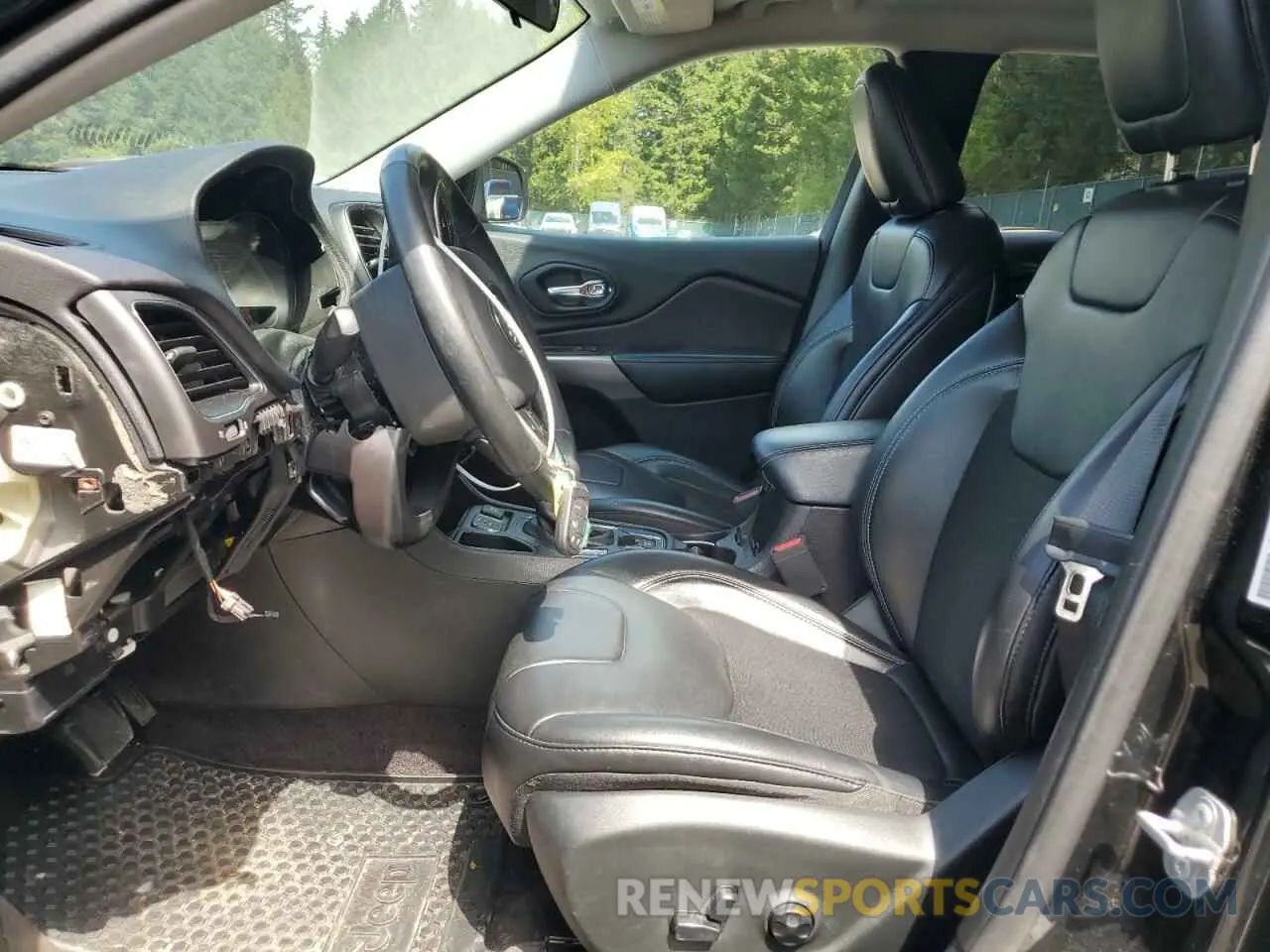 7 Photograph of a damaged car 1C4PJLLB0KD143293 JEEP GRAND CHER 2019