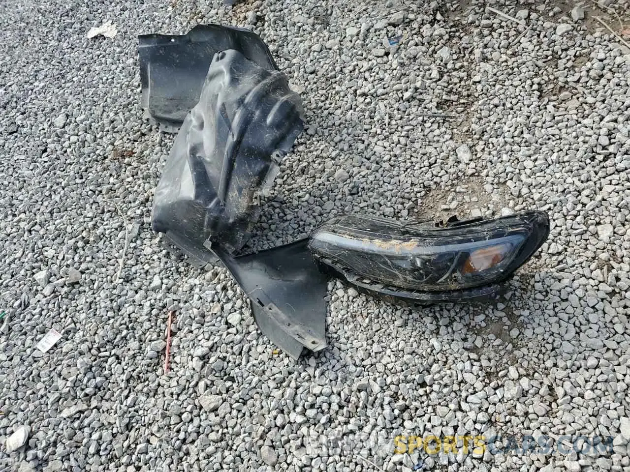 13 Photograph of a damaged car 1C4PJLLB0KD265314 JEEP GRAND CHER 2019