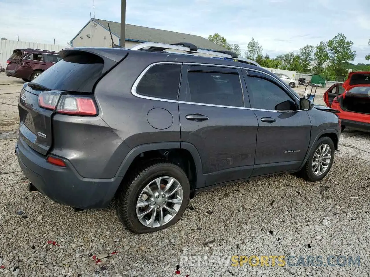 3 Photograph of a damaged car 1C4PJLLB0KD265314 JEEP GRAND CHER 2019