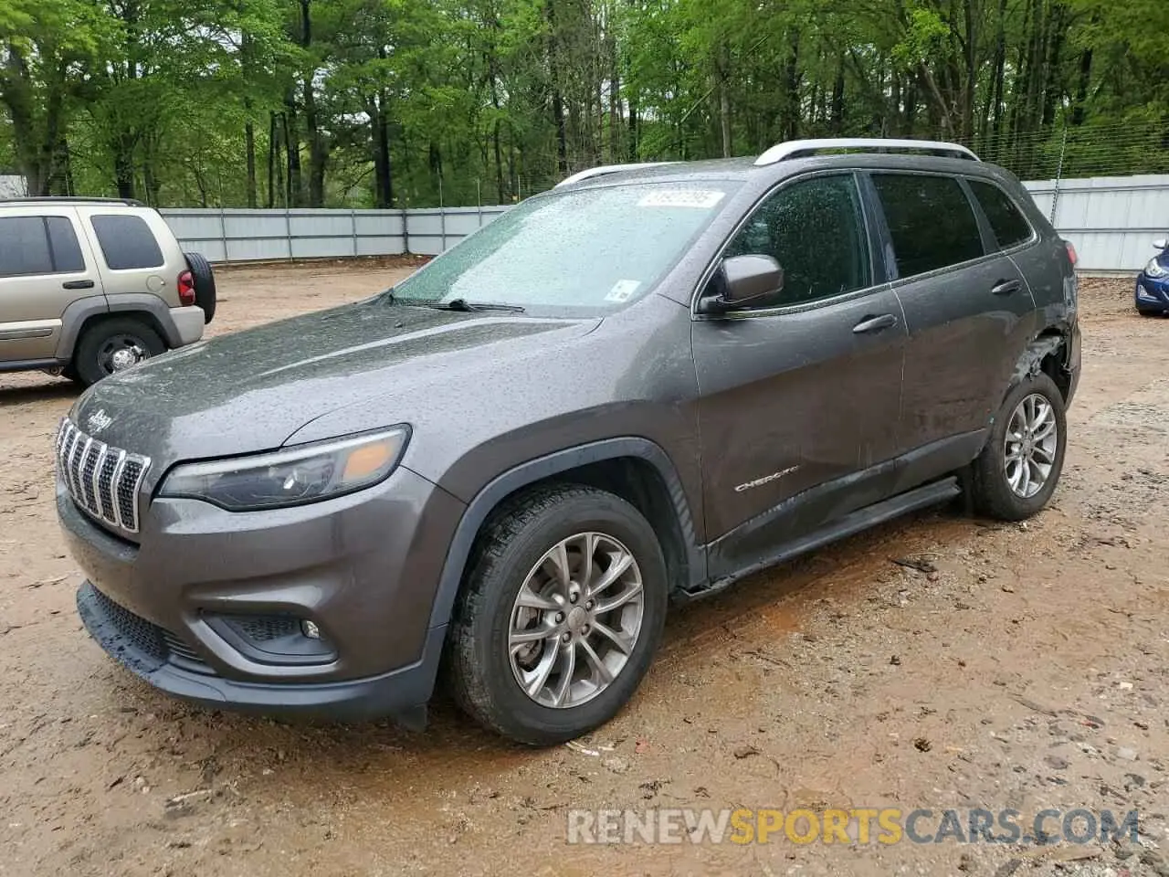 1 Photograph of a damaged car 1C4PJLLB0KD305214 JEEP GRAND CHER 2019