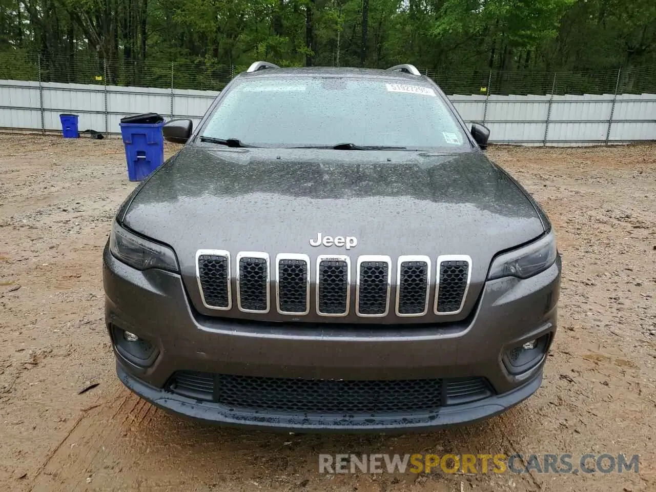 5 Photograph of a damaged car 1C4PJLLB0KD305214 JEEP GRAND CHER 2019