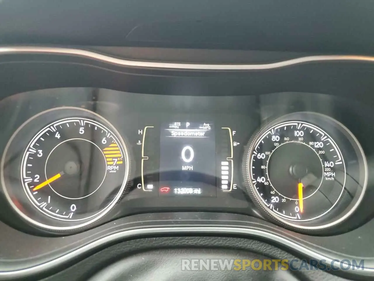 9 Photograph of a damaged car 1C4PJLLB0KD305214 JEEP GRAND CHER 2019