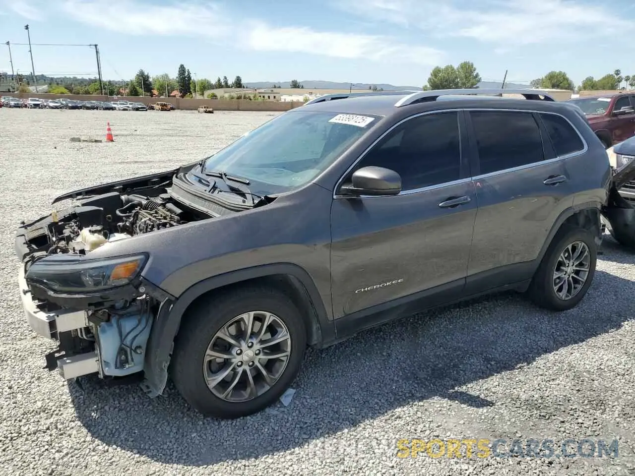 1 Photograph of a damaged car 1C4PJLLB1KD262597 JEEP GRAND CHER 2019